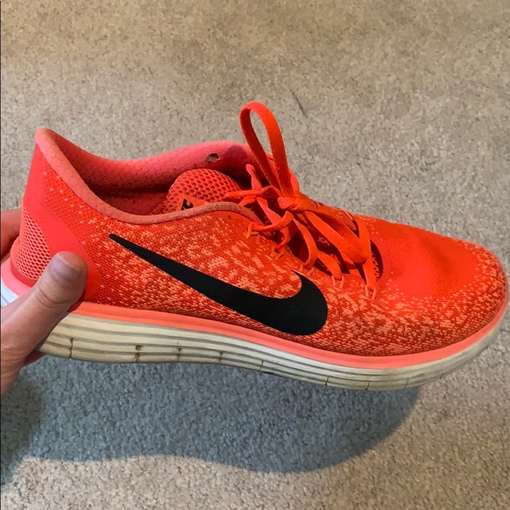 NIKE FREE RN DISTANCE